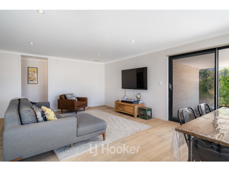 4 Daintree Loop, Yalyalup WA 6280