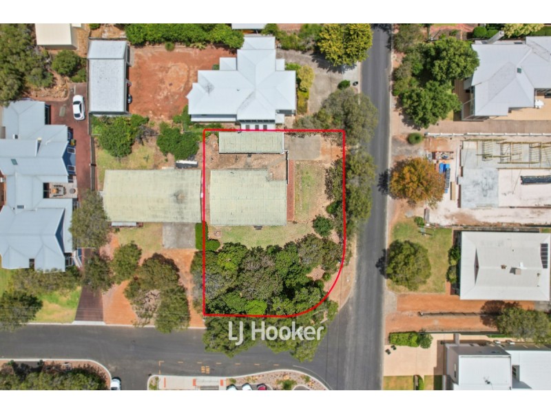 5 Finlayson Street, Dunsborough WA 6281