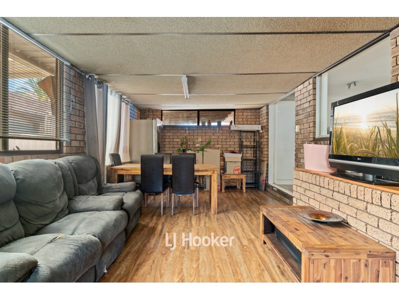 77 Hamilton Road, Eaton WA 6232