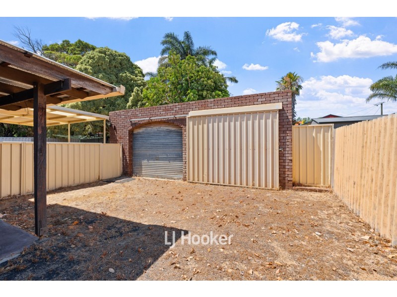 77 Hamilton Road, Eaton WA 6232