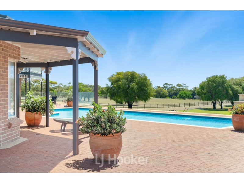67 Floodgate Road, Wonnerup WA 6280