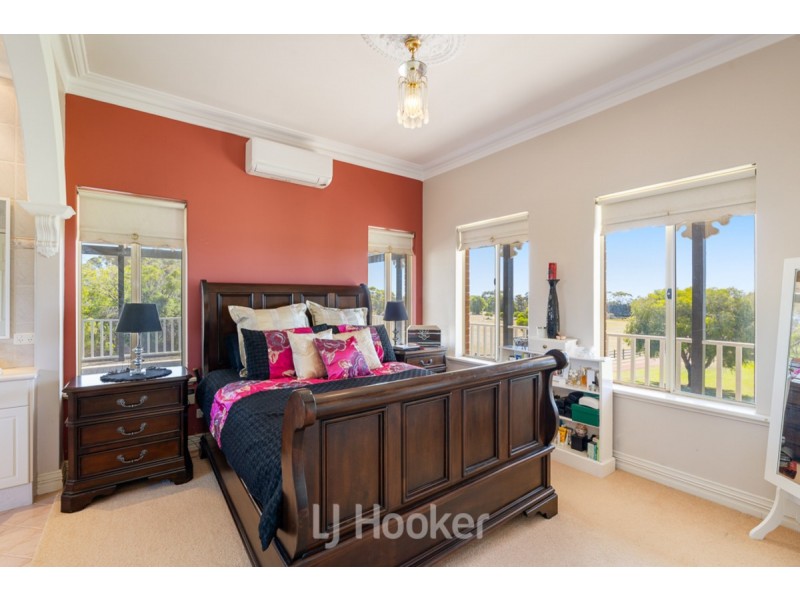 67 Floodgate Road, Wonnerup WA 6280