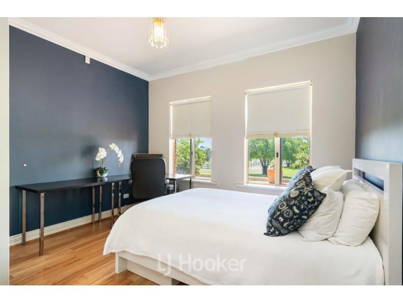67 Floodgate Road, Wonnerup WA 6280