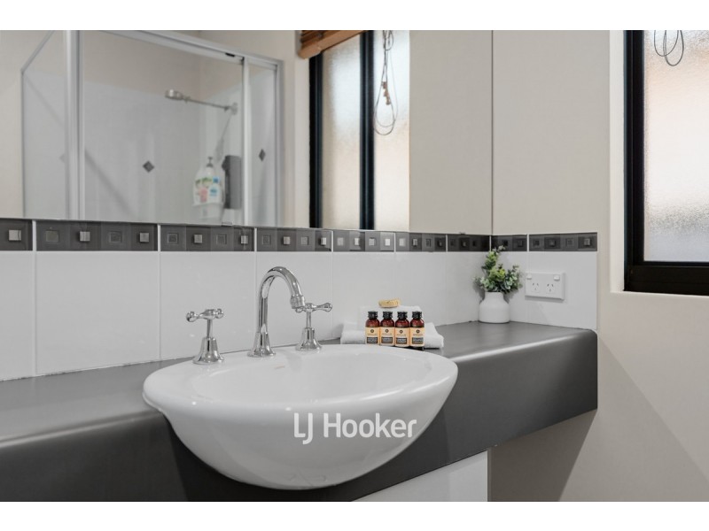 13 Ollis Street, Quindalup WA 6281