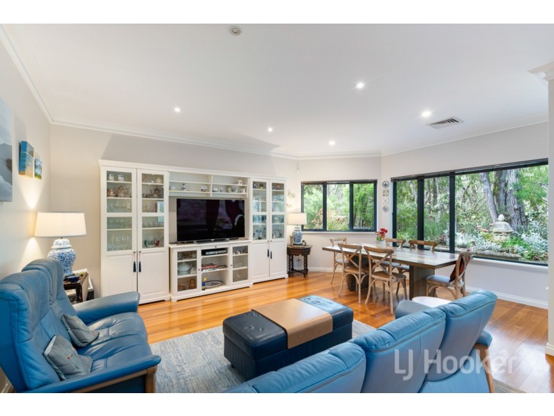 10 Bushland Close, Dunsborough WA 6281