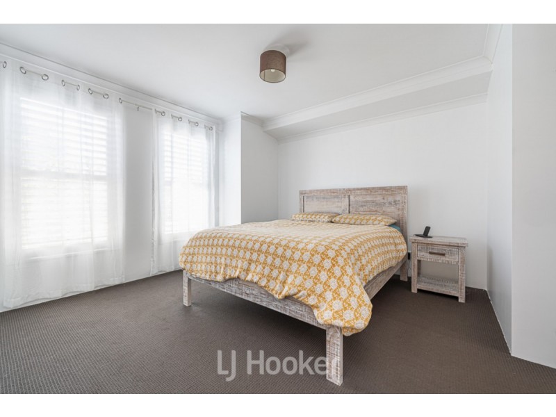 4 Gigondas Street, Yalyalup WA 6280