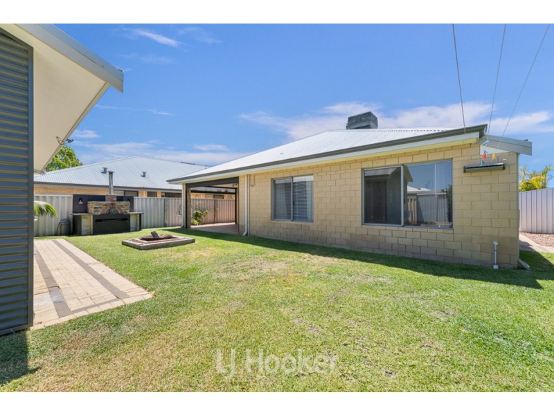 4 Gigondas Street, Yalyalup WA 6280