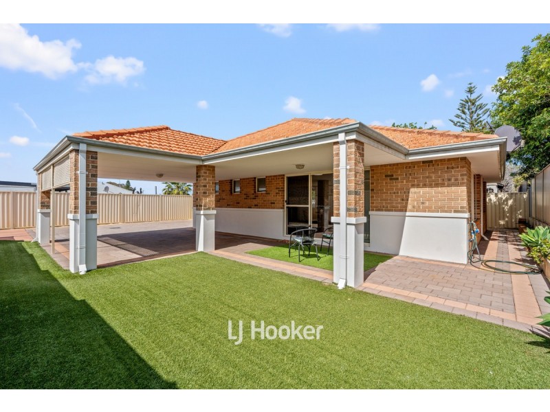 12B Moolyeen Road, Carey Park WA 6230