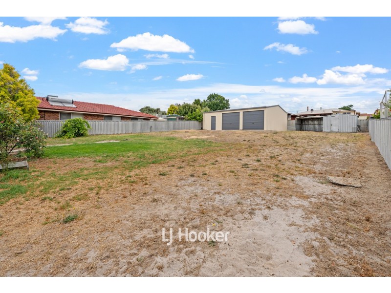 15 Saunders Street, Collie WA 6225