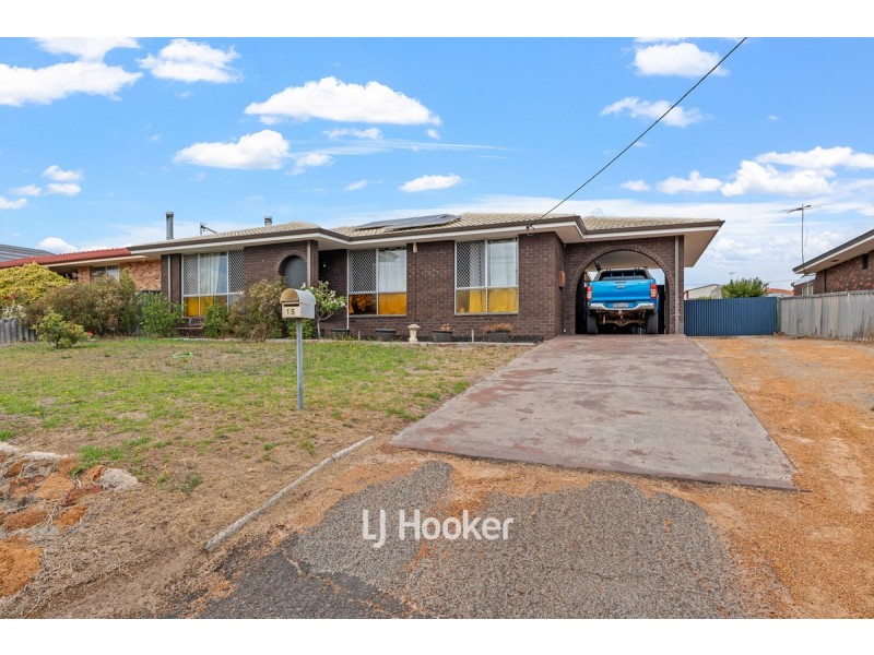 15 Saunders Street, Collie WA 6225