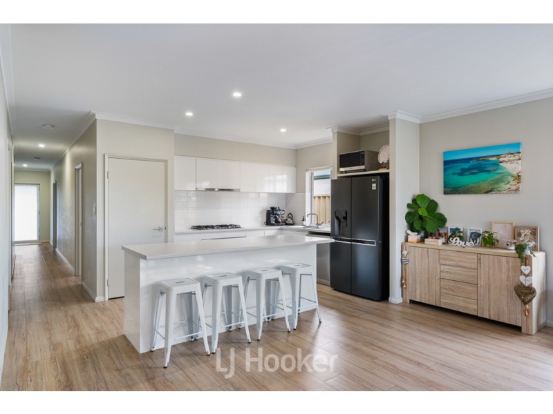 68 Joseph Drive, Yalyalup WA 6280
