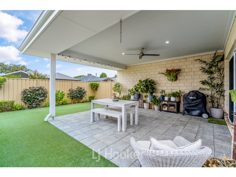68 Joseph Drive, Yalyalup WA 6280