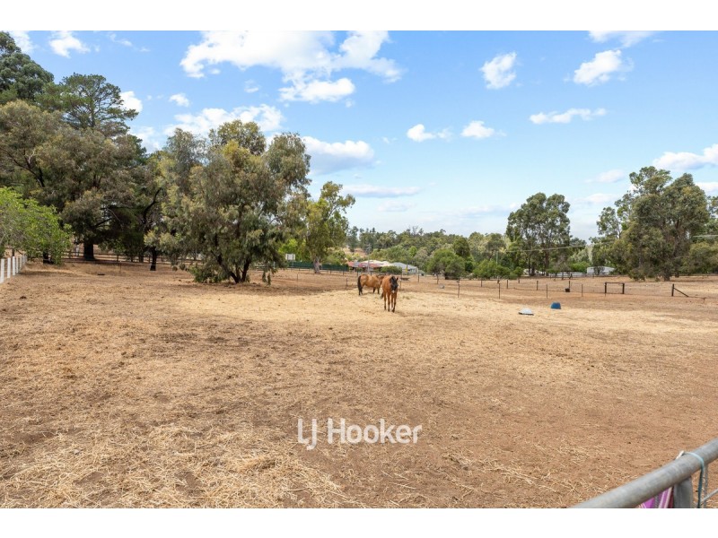 90 Foster Street, Collie WA 6225