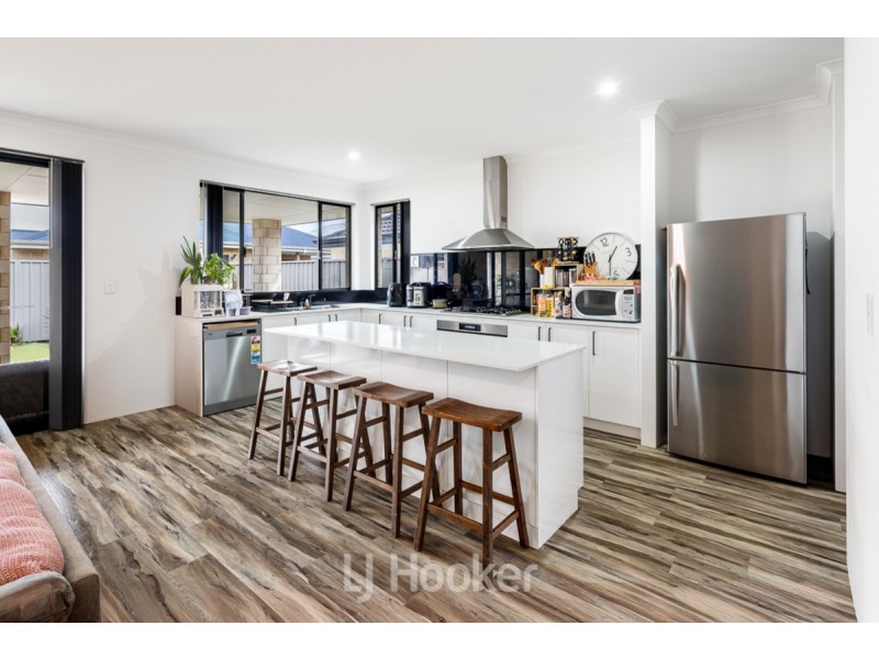 29 Pavilion Crescent, Geographe WA 6280