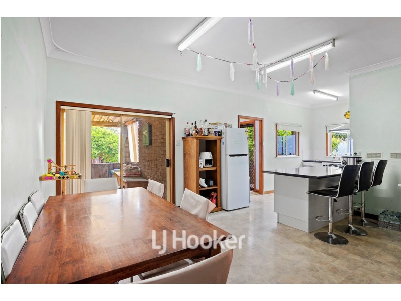 98 Hamilton Road, Eaton WA 6232