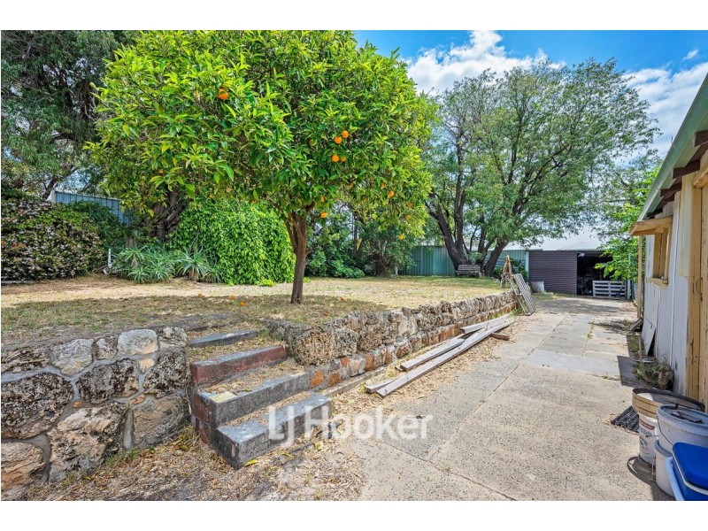 98 Hamilton Road, Eaton WA 6232