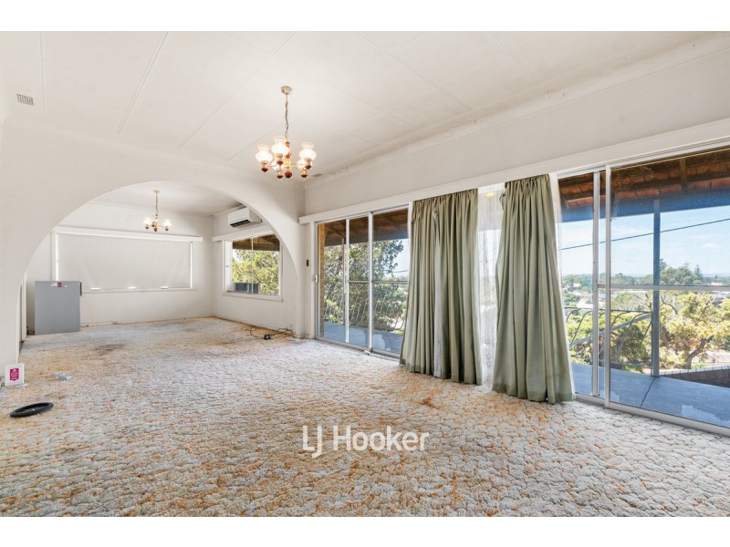 16 Churchill Drive, South Bunbury WA 6230