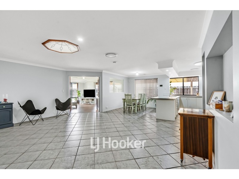 42 Glenfield Drive, Australind WA 6233