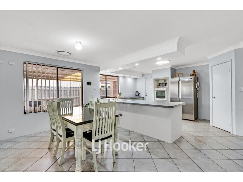 42 Glenfield Drive, Australind WA 6233