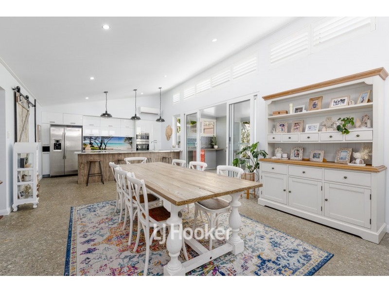 18 Sampson Road, Bunbury WA 6230