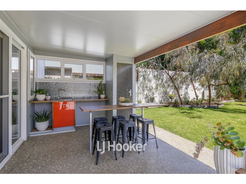 18 Sampson Road, Bunbury WA 6230