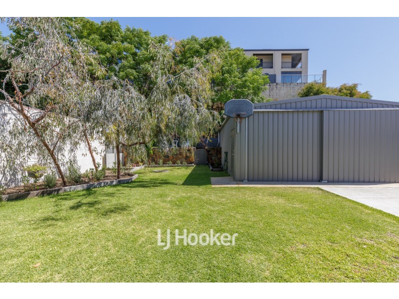 18 Sampson Road, Bunbury WA 6230