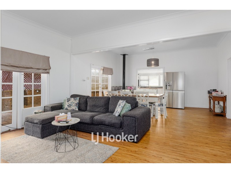 3 Rose Street, Burekup WA 6227