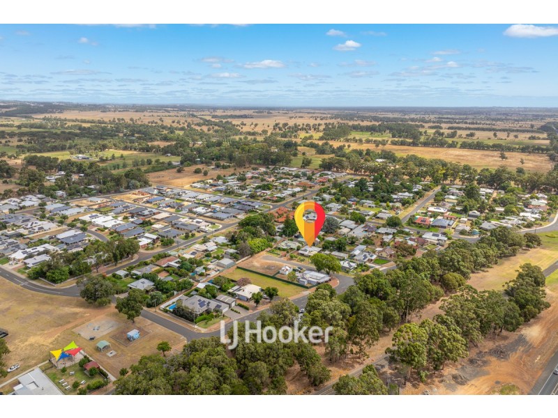 3 Rose Street, Burekup WA 6227