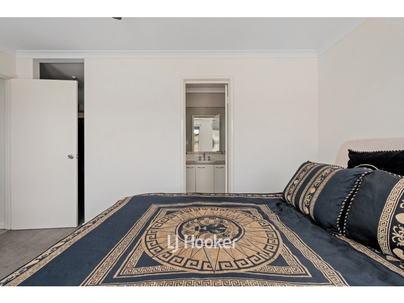 5 Reeves Approach, Dalyellup WA 6230