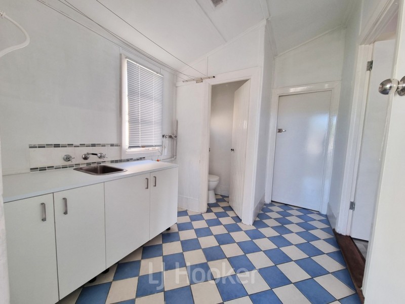 4 Galyung Road, Carey Park WA 6230