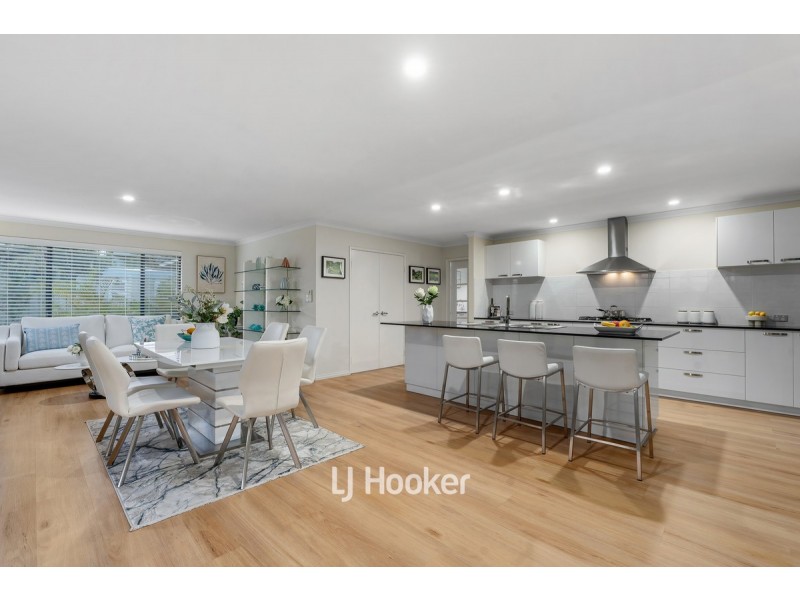 62 Monclair Circuit, Dunsborough WA 6281