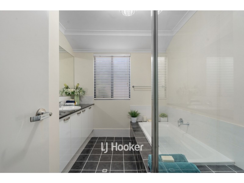 62 Monclair Circuit, Dunsborough WA 6281