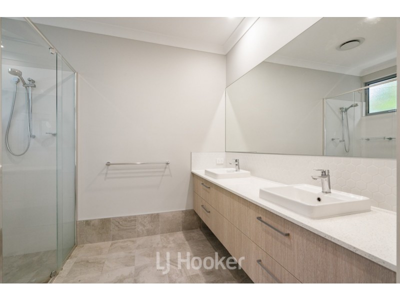 1/19 Ford Road, Geographe WA 6280