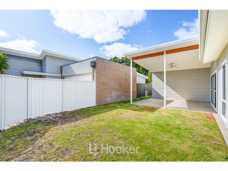 1/19 Ford Road, Geographe WA 6280