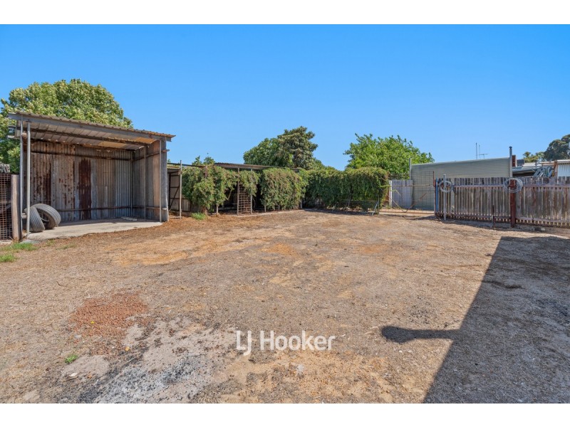 84 Ogden Street, Collie WA 6225