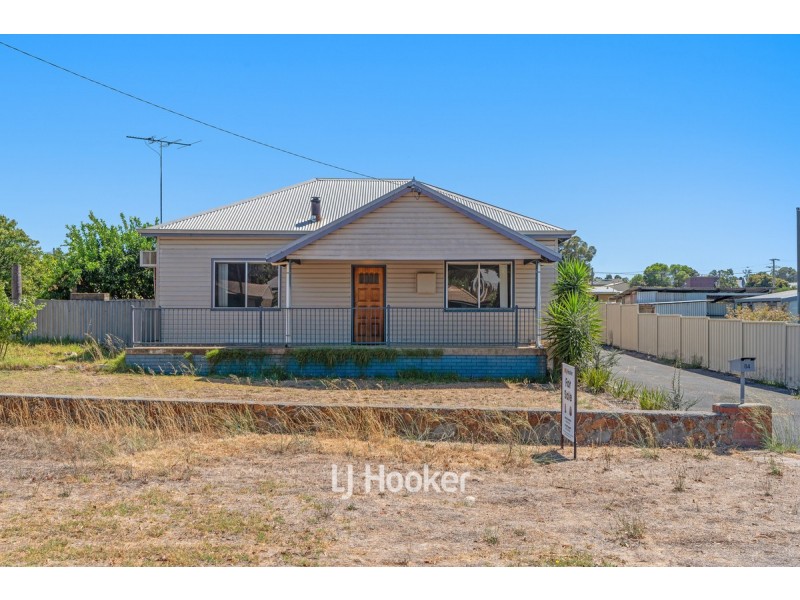 84 Ogden Street, Collie WA 6225