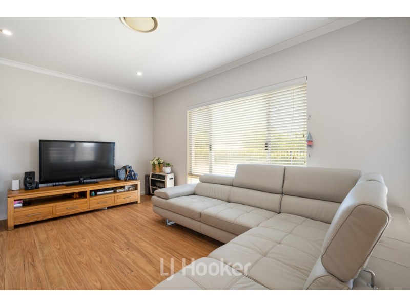 15 Garrigue Gardens, Yalyalup WA 6280