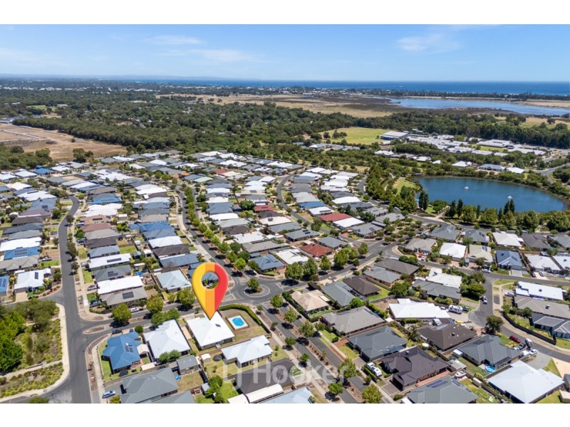 15 Garrigue Gardens, Yalyalup WA 6280