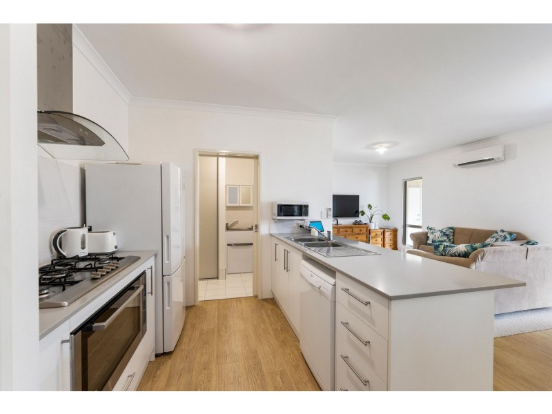 6 Antibes Way, Yalyalup WA 6280