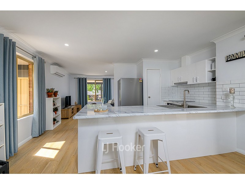 13 Sunburst Grove, Collie WA 6225