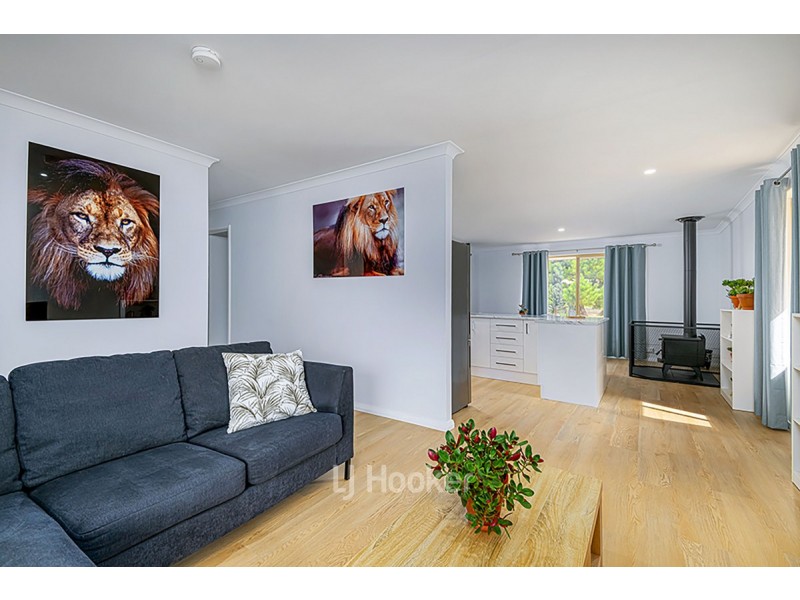 13 Sunburst Grove, Collie WA 6225