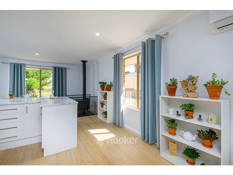 13 Sunburst Grove, Collie WA 6225