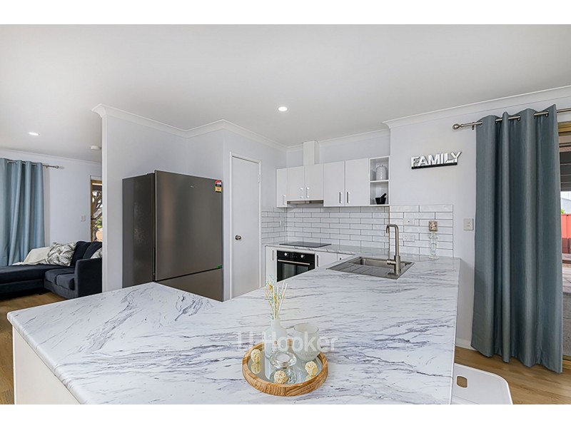 13 Sunburst Grove, Collie WA 6225