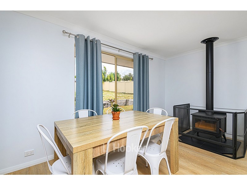 13 Sunburst Grove, Collie WA 6225