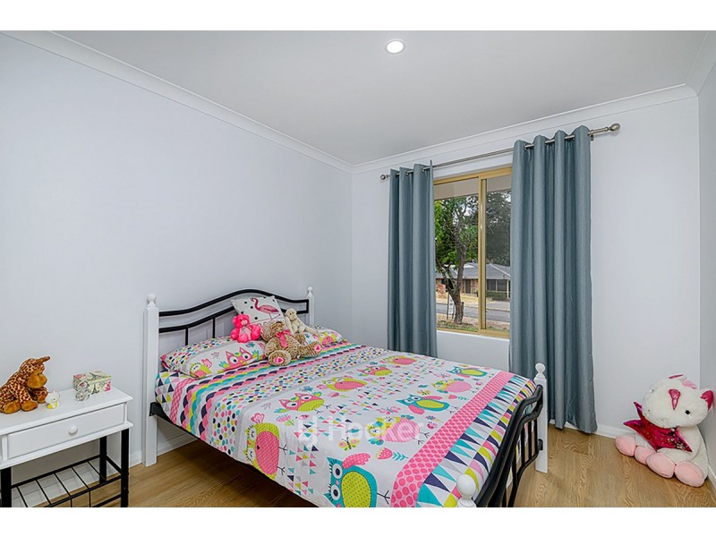 13 Sunburst Grove, Collie WA 6225