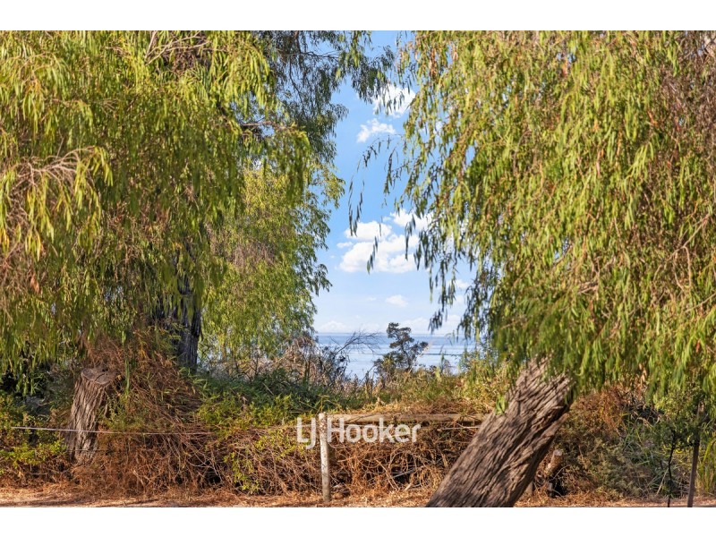 90 Geographe Bay Road, Dunsborough WA 6281