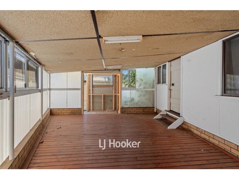 1 Bushell Street, Carey Park WA 6230