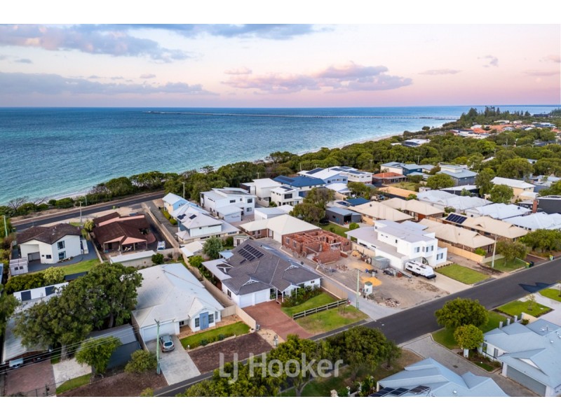 21 Thomas Street, West Busselton WA 6280