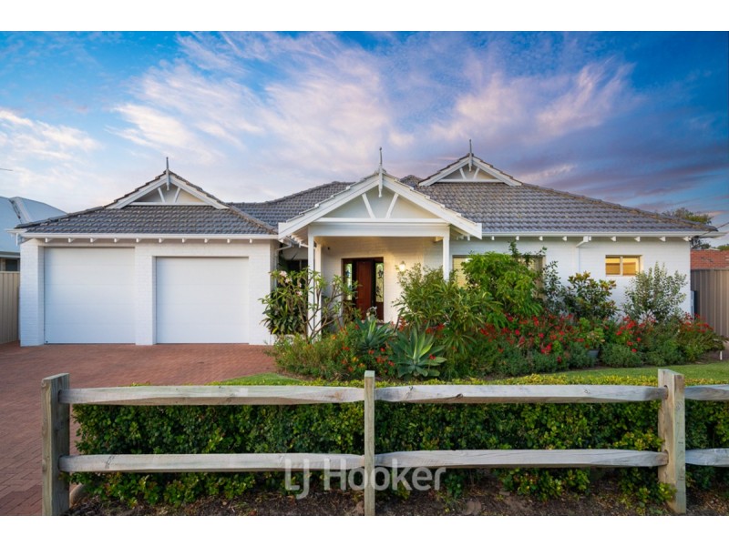 21 Thomas Street, West Busselton WA 6280