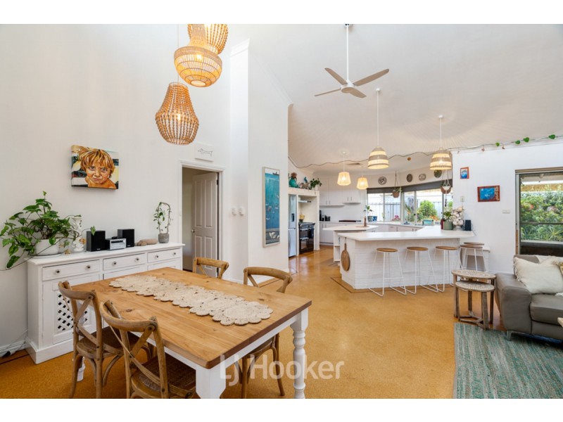 21 Thomas Street, West Busselton WA 6280